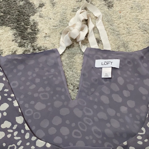 Ann Taylor LOFT dressy Tank - Picture 3 of 3